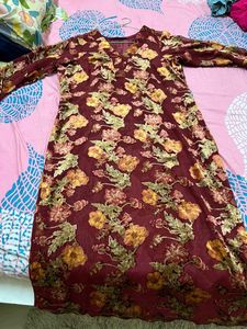 Chiffon Kurta With Velvet Detailing