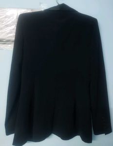 Chic Black Blazer with vest ✅💯