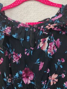 Chic Floral Print Ruffle Dress
