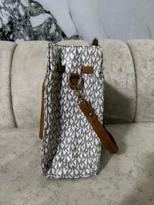 Michael Kors Monogram Tote Bag-first copy