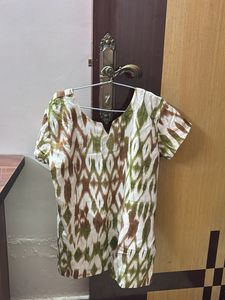 Abstract Print Short Kurta