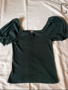 Stylish Green Puff Sleeve Top