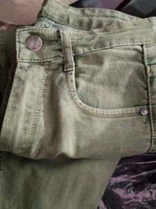 Women's Green Cargo Jeans