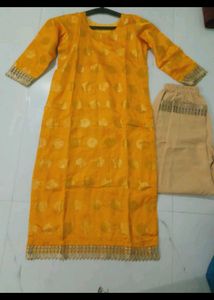 Elegant Yellow Printed Kurta Set