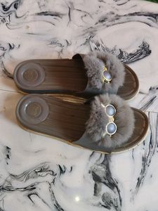 Flipflops &amp; Slippers