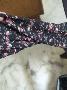Chic Floral Print Button-Up Top