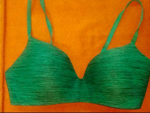 38c Victoria's Secret lightly line Bra