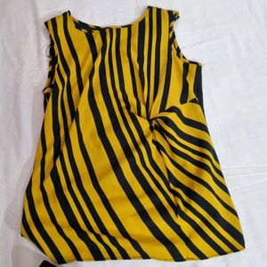 Stylish knot detailed Striped Top