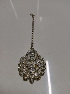 Stunning Maang Tikka with Rhinestones