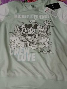 NEW Disney Mickey &amp; Friends Crew Sweatshirt tshirt