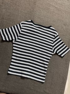 Black and White striped ribbed women's crop Top !