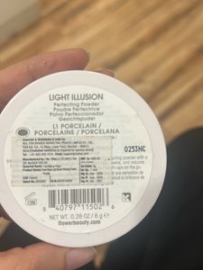 Flower Beauty Perfecting Powder Light Porcelain