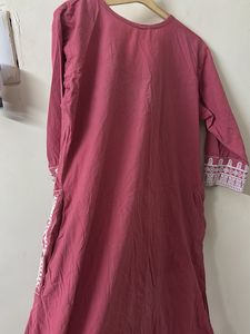 Beautiful Pink Embroidered Kurta