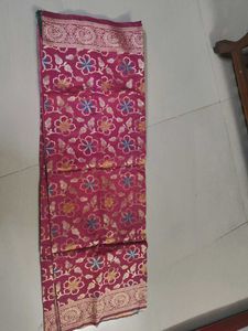 Pure raw silk floral zari Saree
