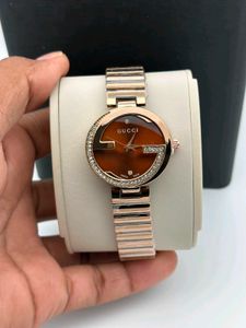 GUCCI PREMIUM QUALITY LADIES WATCH AT SALE