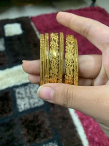 imitation jewellery Elegant Gold Tone Bangles Set