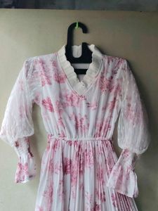Floral Print Pleated Midi Dress