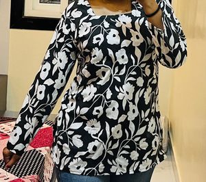 🖤Floral Print short kurti