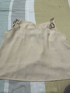 Twisted Strap Crop Top