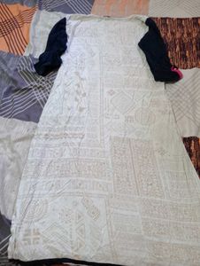 Beautiful Floral Print Kurta