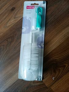Babyhug Rotating Bottle cleaning Brush- green