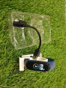 💥 M4 Smart Bracelet Pack Of 1 Full Working