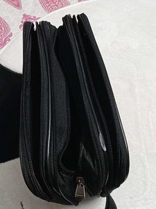 black bag with 4 compartments
