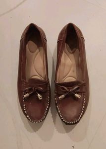 Brown Loafer Shoes with Bow Detail