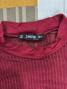 Maroon Ribbed Mock Neck Top