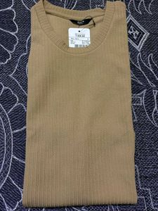 Ribbed Knit Ruffle-Trim V-Neck Top - Neutral Beige