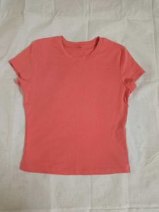 UNIQLO fitted bodycon tshirt/top