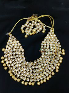 Kundan Jewellery Set