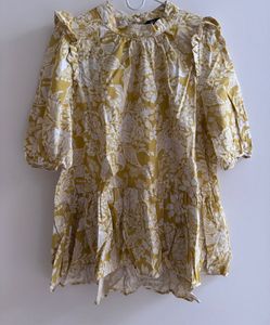 Zara - Floral Ruffle Top
