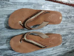 Brown Thong Sandals with Sequins