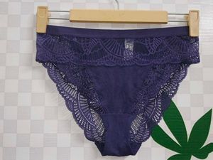 (1300)Elegant Purple Lace Panties