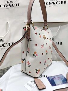 COACH -  Mollie  Bucket Canvas  Bag