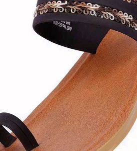 🖤 Sparkling Wedge Sandals