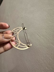combo offer for hair pin and 2 earings