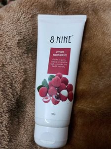 8 NINE Lychee Toothpaste