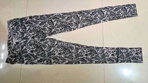 Stylish Black &amp; White Patterned Pants