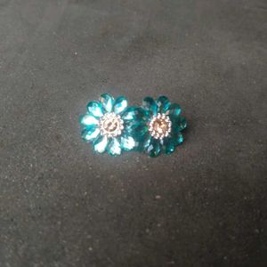 Any 2 Earings