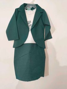 Chic Pinstripe Skirt Suit Set 4 to 6 years girl