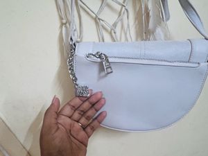 Steve Madden Stylish Light Grey Crossbody Bag