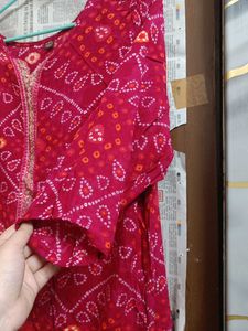 Bandhani Kurta Pant Set With Dupatta