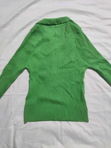 Ribbed Collared Button-Up Long Sleeve Top