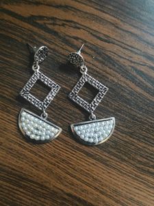Carlton London Fashion Jewellery Earrings In New