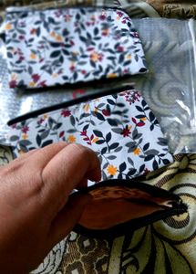 New Floral Print Cosmetic Pouches Set Of 3