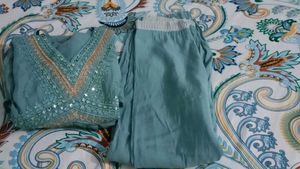 Elegant Mint Green Embroidered Kurta