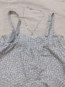 blue floral top 🫧🫐🪽