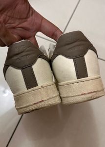 Nike Air Force 1 Sneakers